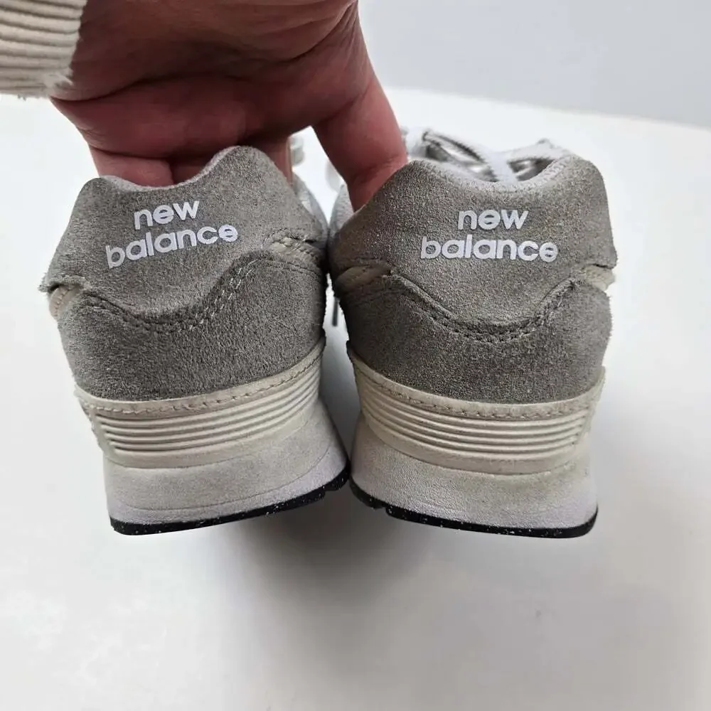 New Balance 574 Kids Gray and White Sneakers Size 2 Youth